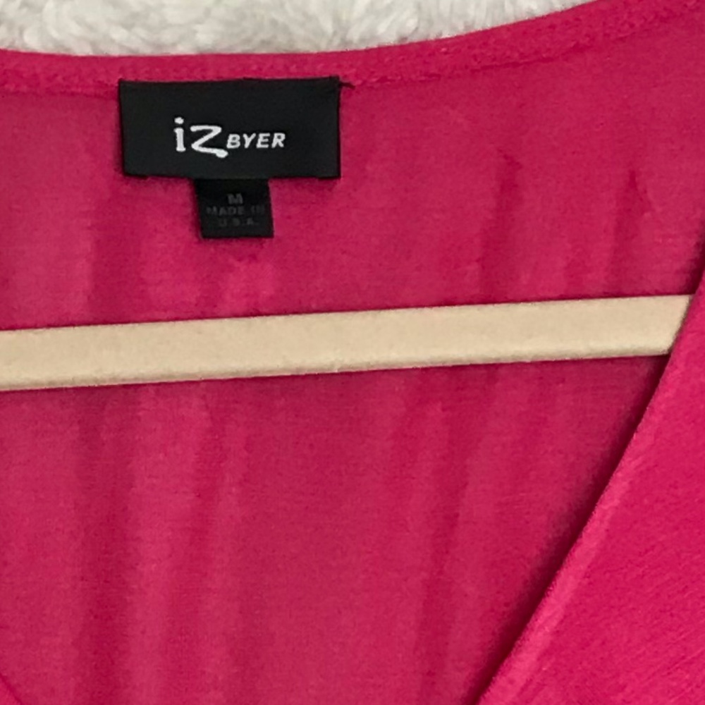 🔶5 for $25🔶Pink Ruffled Top - Picture 3 of 4